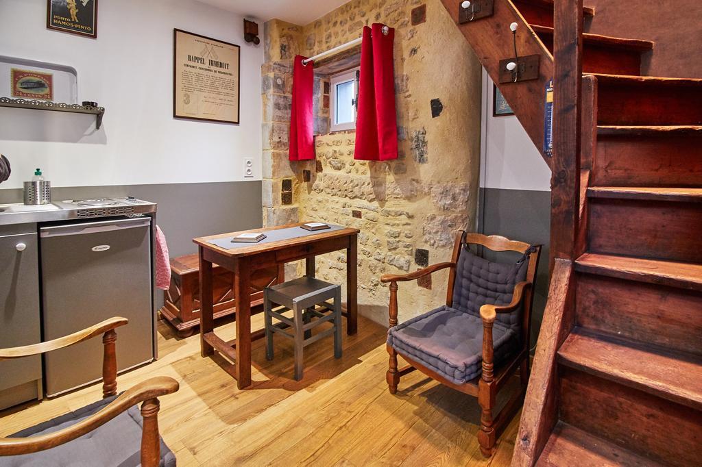 La Plus Petite Maison De France Bayeux Kamer foto